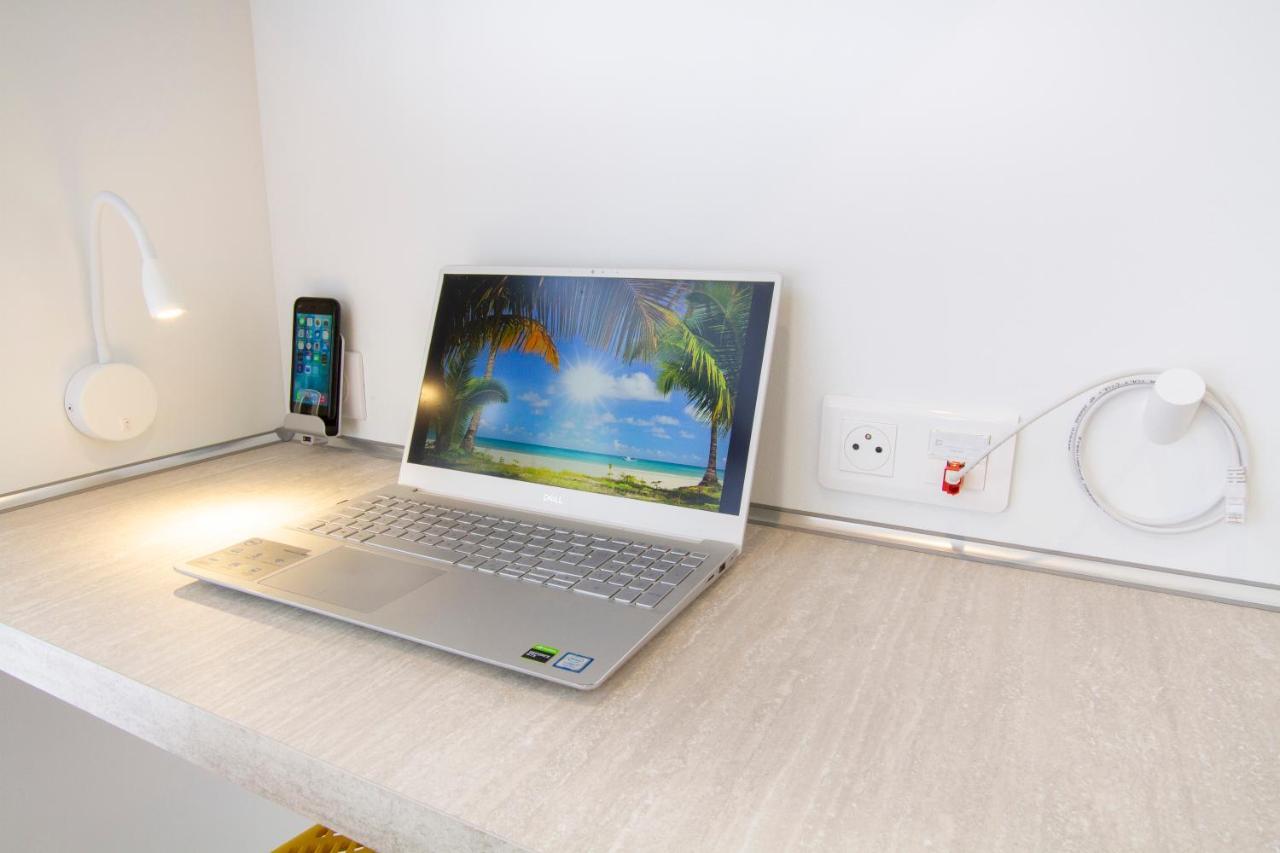Soleil D'Ete - Netflix & Wifi - Balcon - Climatisation - Parking Gratuit - Check-In 24H24 - Emplacement Velos - Goodmarning Châlons-en-Champagne Exterior foto